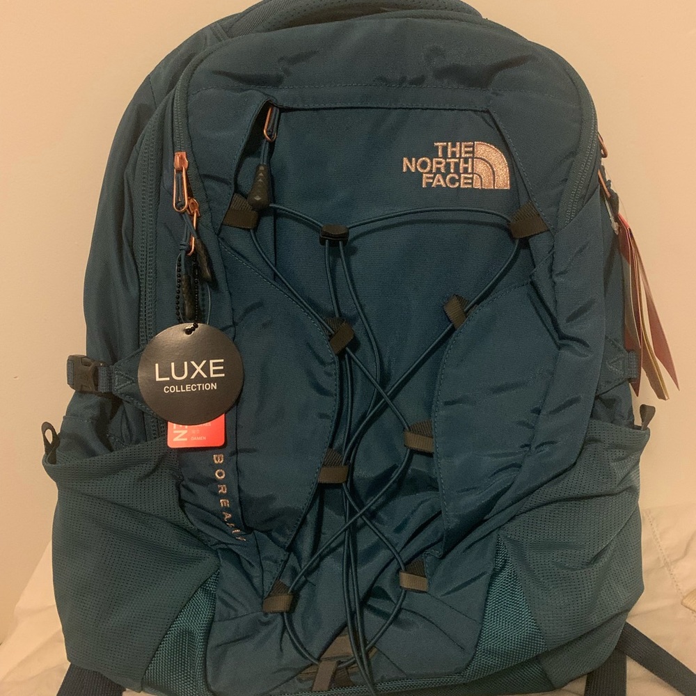 The north face luxe borelias in rare blue